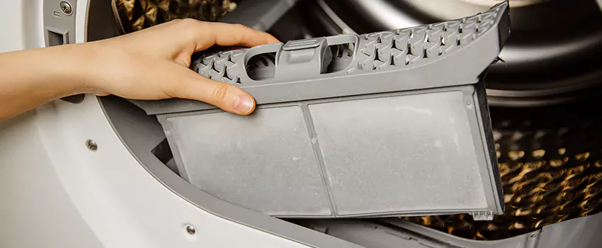 Signs Of A Clogged Dryer Lint Trap in Pullman, Washington